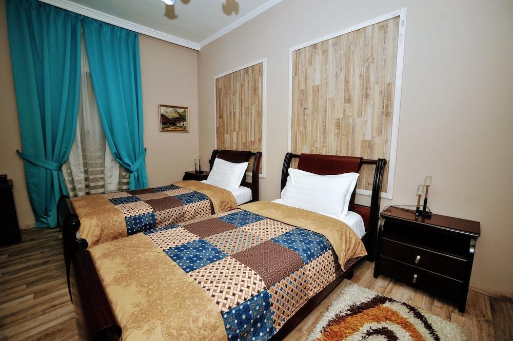 Dream Hotel Тирана Экстерьер фото