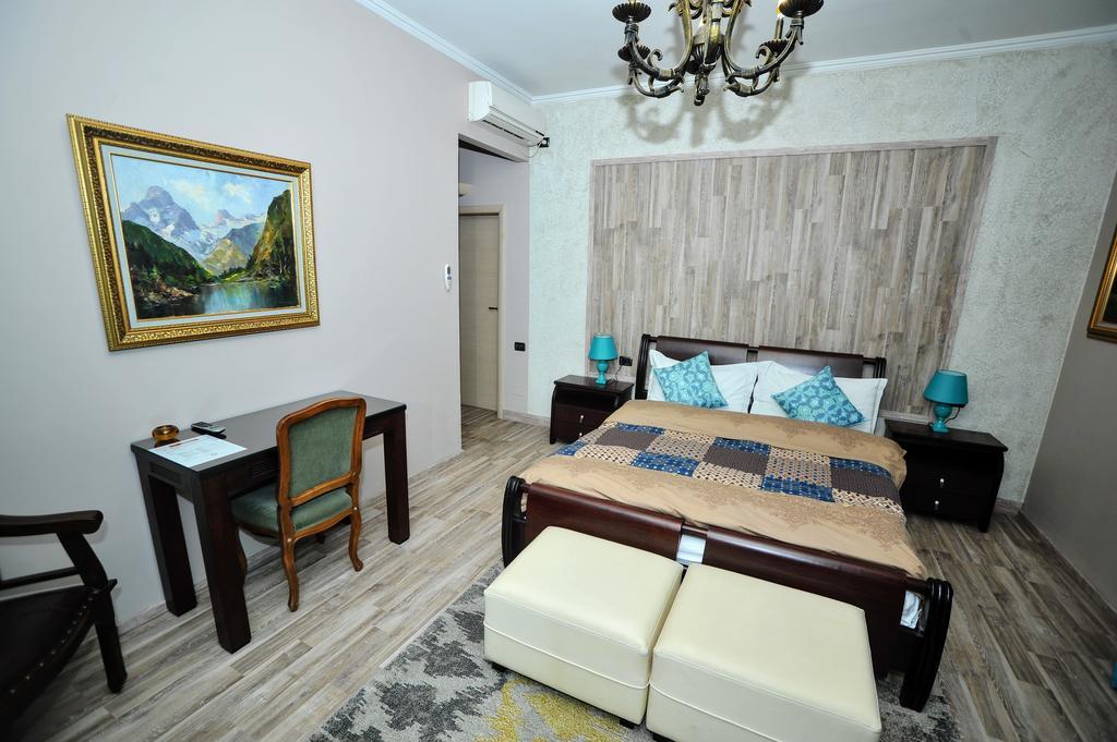 Dream Hotel Тирана Экстерьер фото